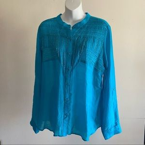 Chico’s Turquoise blue buttoned top Size 1